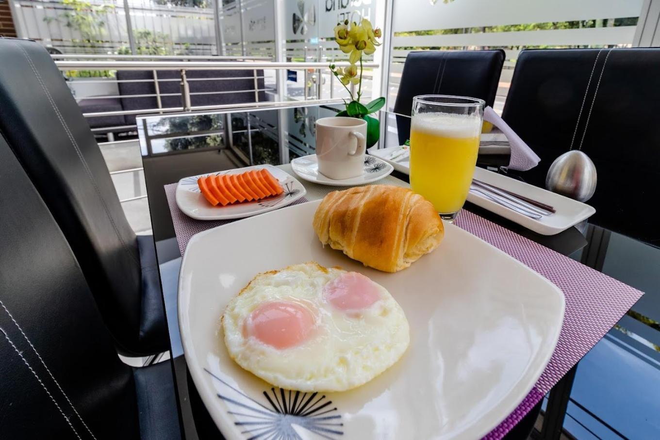 Hotel Burana Bogotá Dış mekan fotoğraf